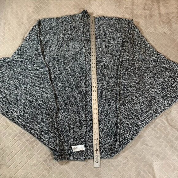 ASTR the Label Womens Medium Shrug Sweater Gray Baggy Lagenlook Open Front - Picture 5 of 11